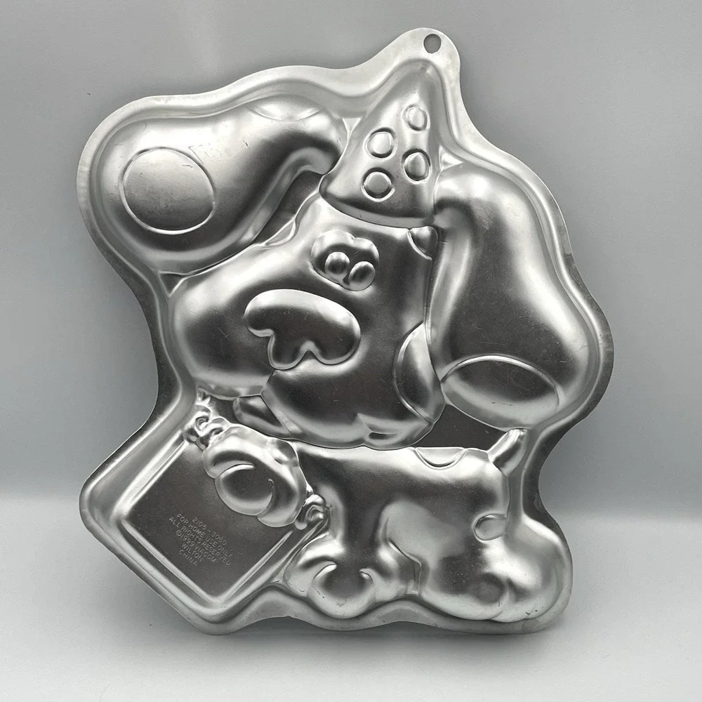 Vintage 1999 Wilton Blue's Clues Blue Dog Cake Pan Viacom 2105-3060 Aluminum